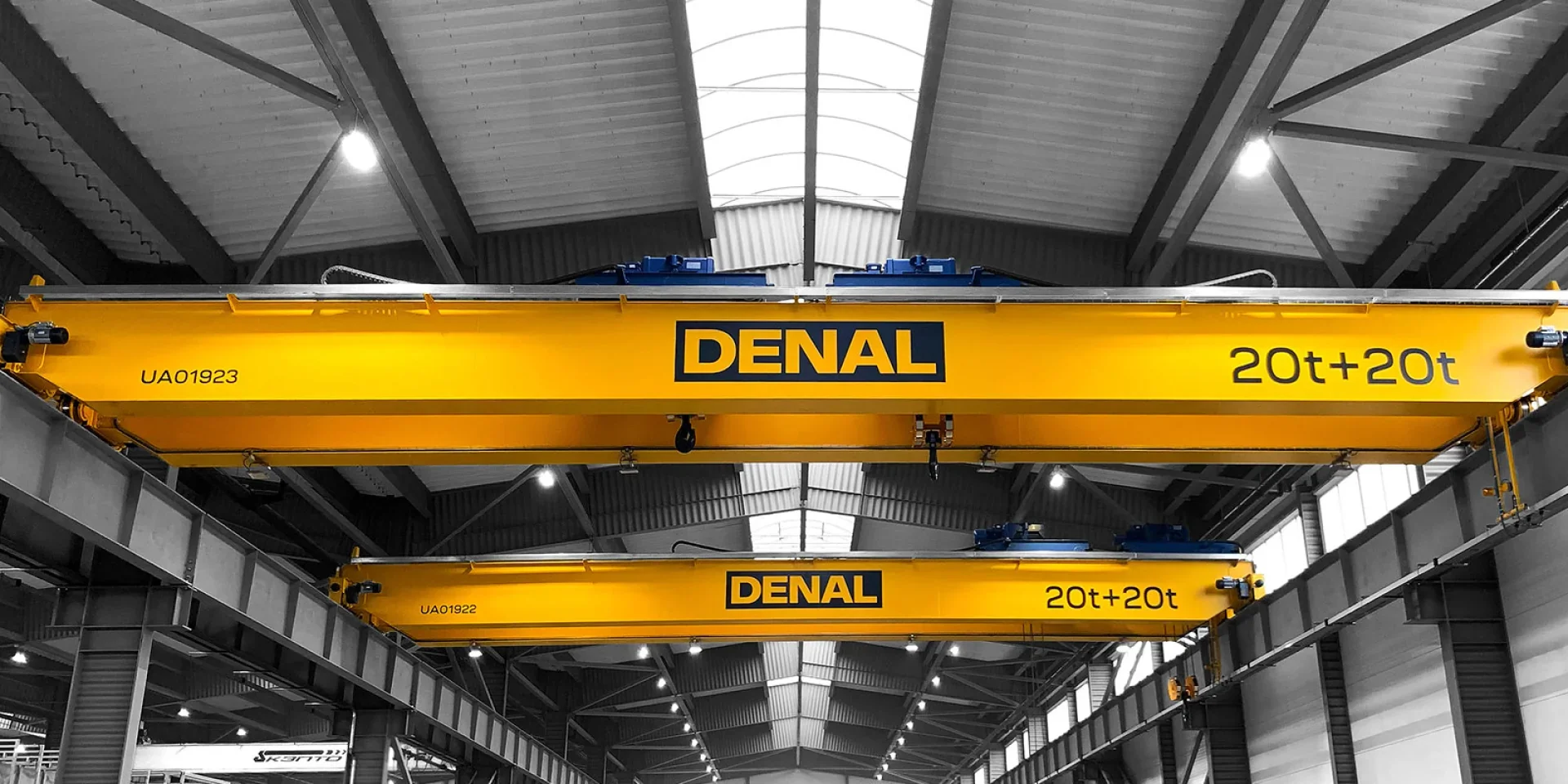 Мостові крани DENAL 20+20 т українського виробництва в промисловому цеху