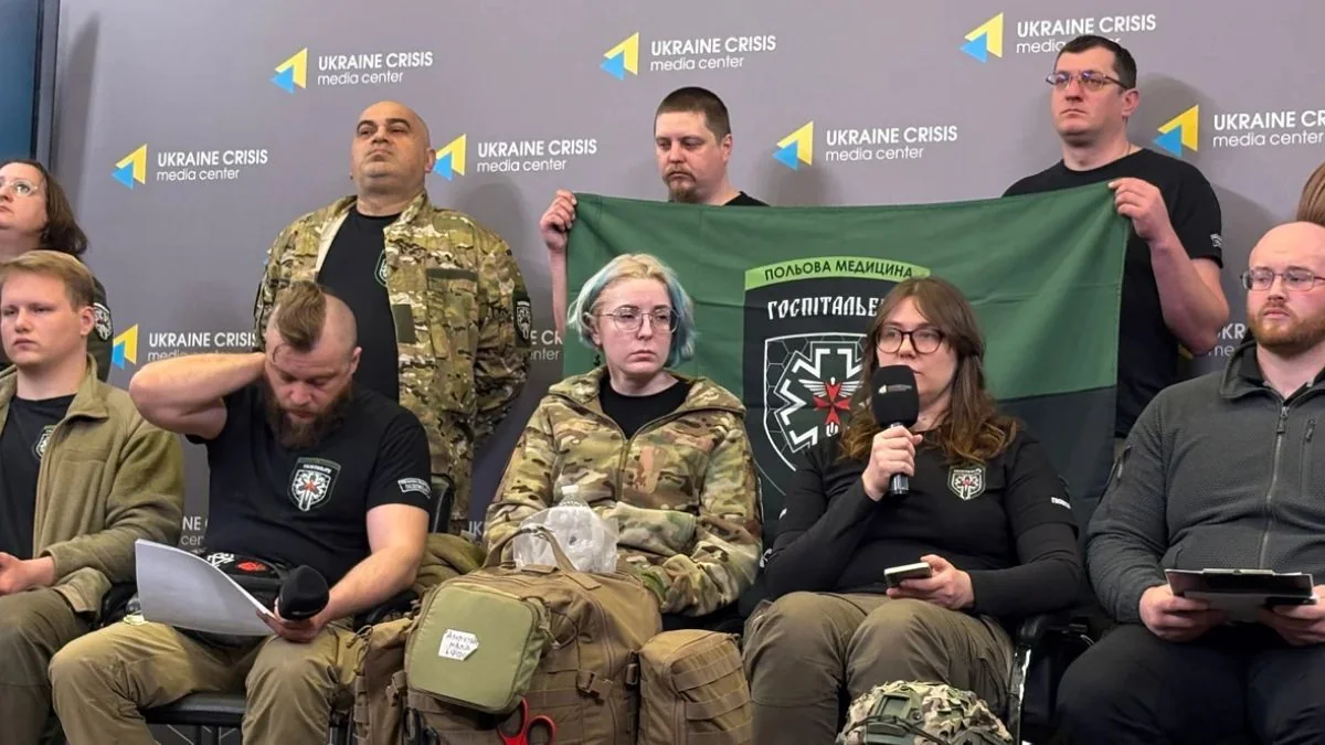 Госпітальєри на брифінгу в Українському кризовому медіацентрі повідомляють результати аудиту