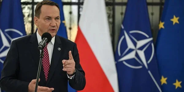 Радослав Сікорський заявляє про завершення фази російської ініціативи у війні