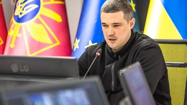 Михаил Федоров на брифинге о 11 системних проблемах Сил обороны