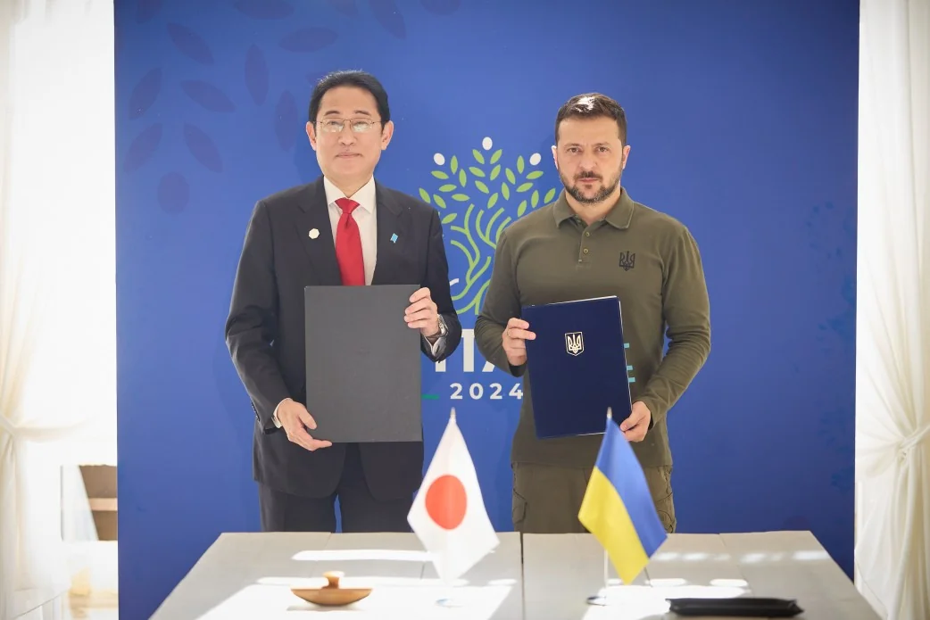Представники Японії та України під час підписання угоди JICA про підтримку МСБ