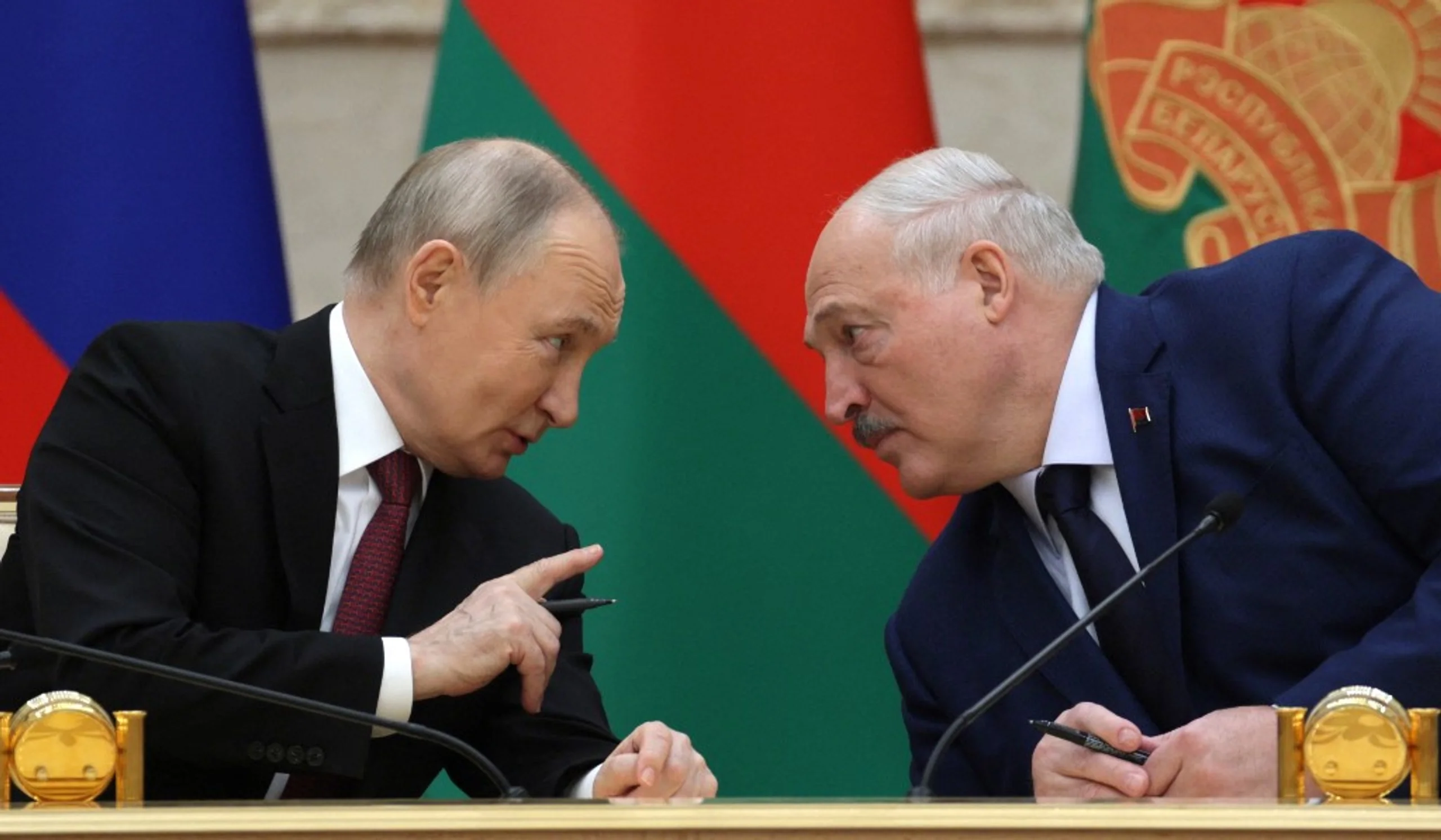 Путін і Лукашенко обговорюють жорсткі вимоги щодо переговорів