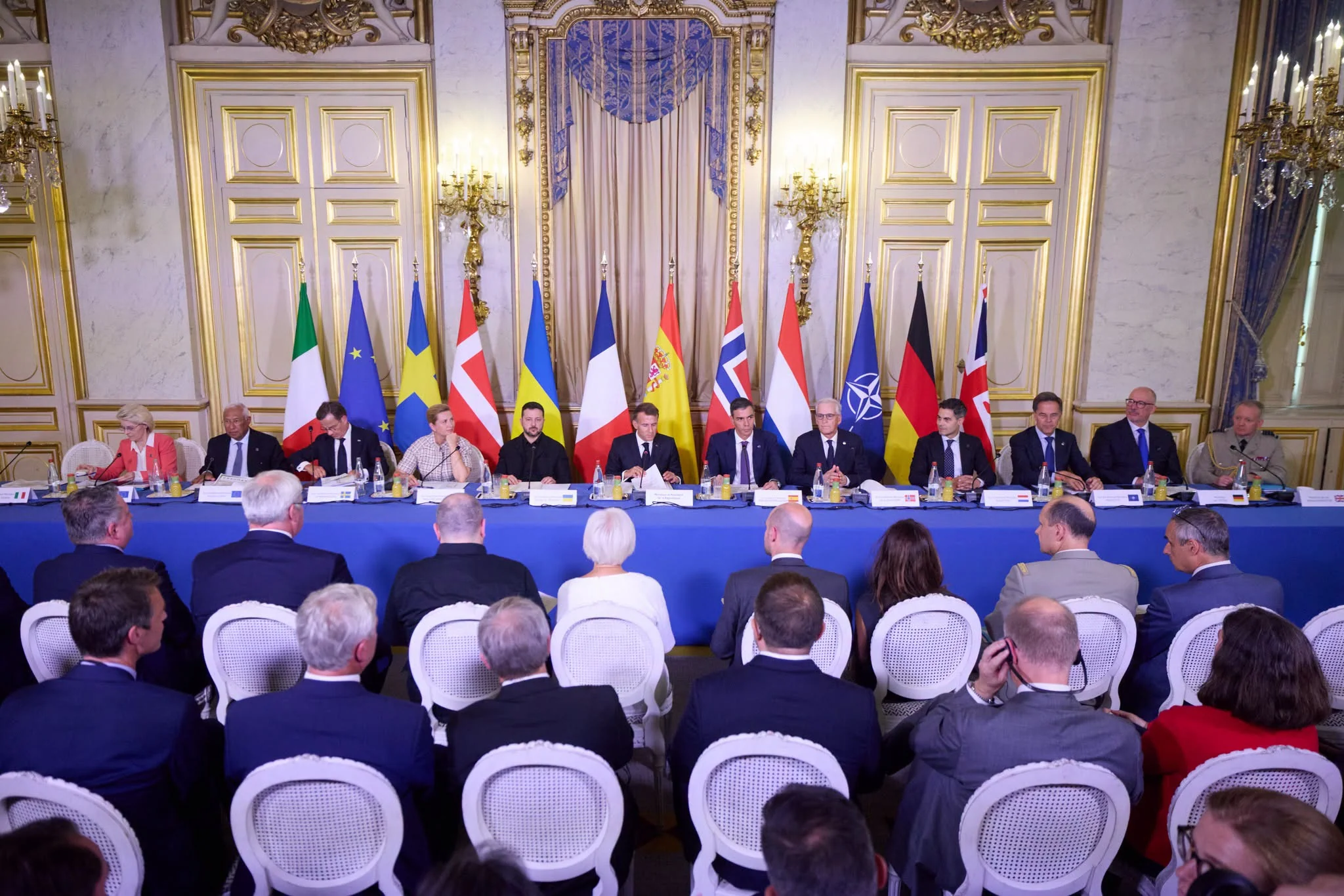 Лідери України та європейських країн за столом переговорів щодо коаліції проти балістичних ракет