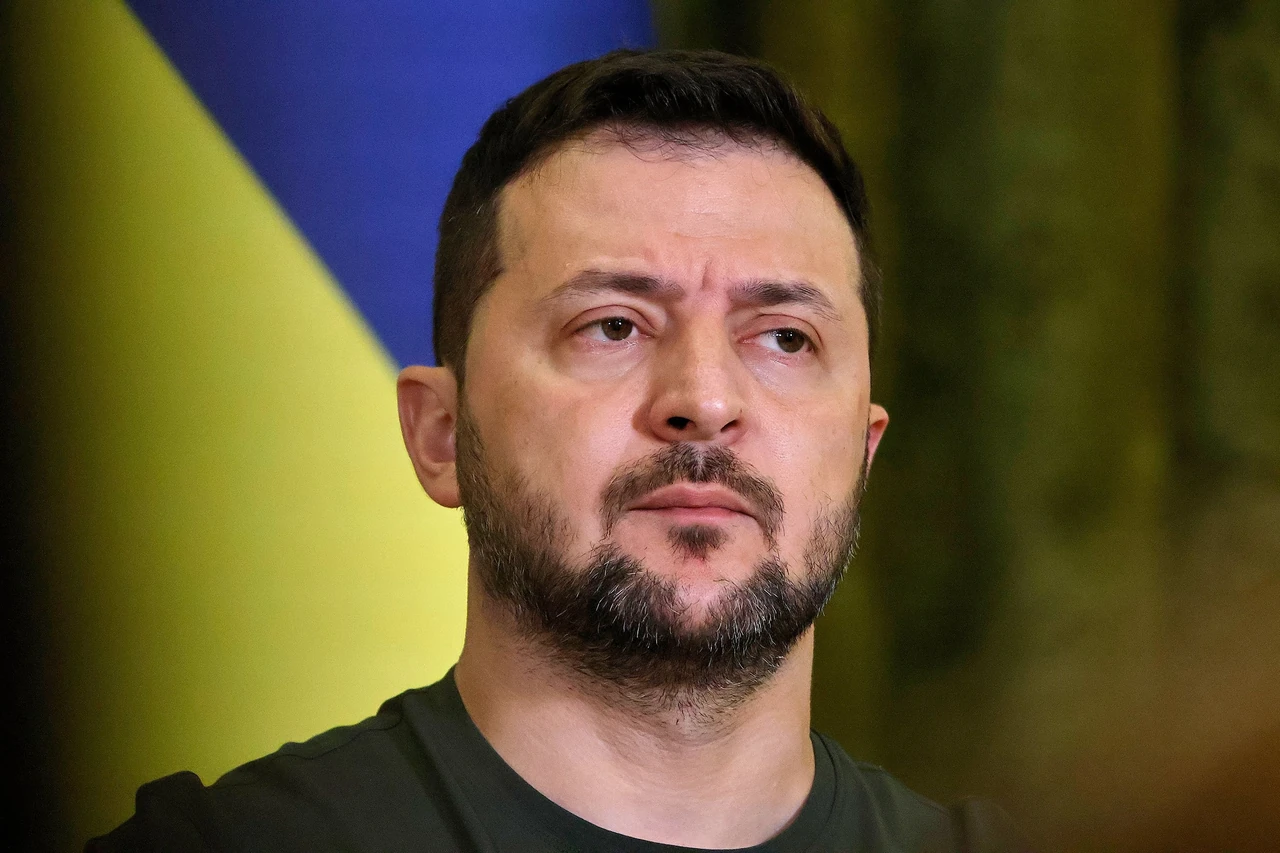 Зеленский рост 170 см: что стоит за образом несгибаемого лидера